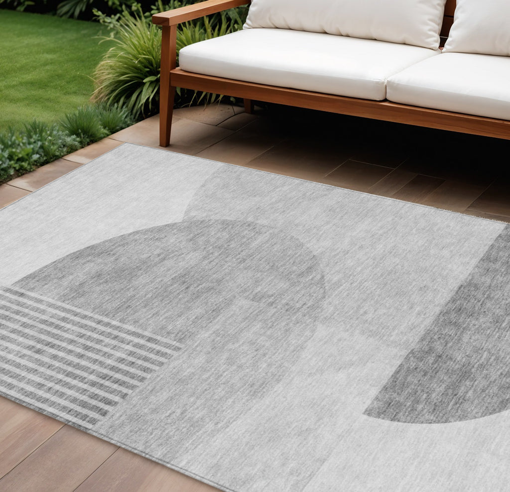 9' X 12' Gray Silver And Ivory Geometric Washable Indoor Outdoor Area Rug