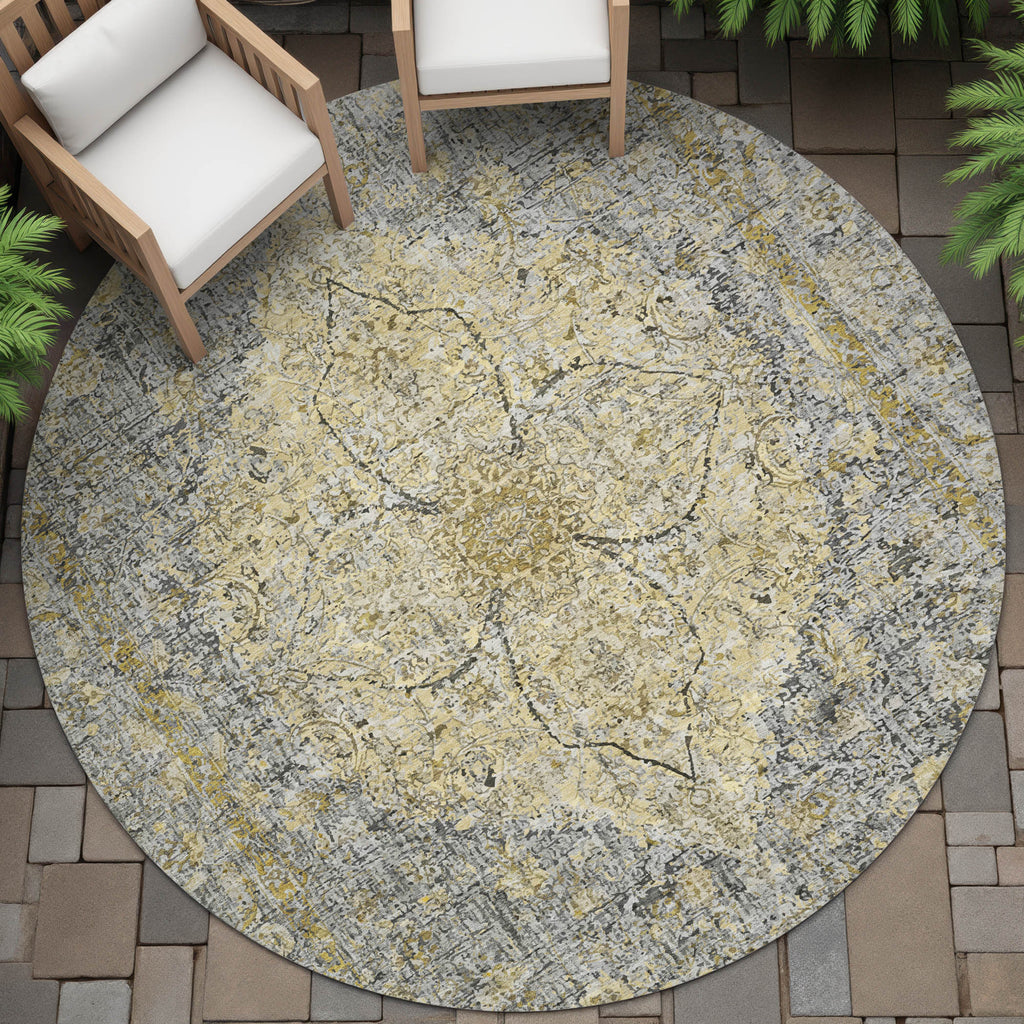 8' Pewter And Gold Round Oriental Washable Indoor Outdoor Area Rug